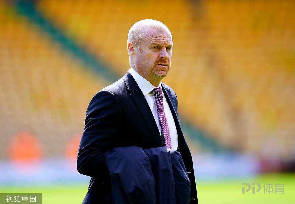 阿赫利主帅因伤离开球队，外籍助理接替的简单介绍