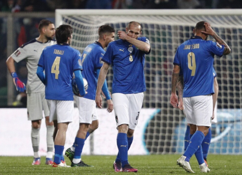 包含意大利豪取-胜利,稳坐半决赛席位的词条 包含意大利豪取-胜利,稳坐半决赛席位的词条