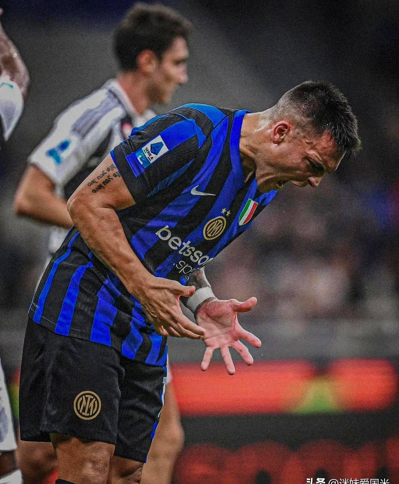 尤文图斯客场惨败,出局危机愈发严峻 尤文图斯客场惨败,出局危机愈发严峻