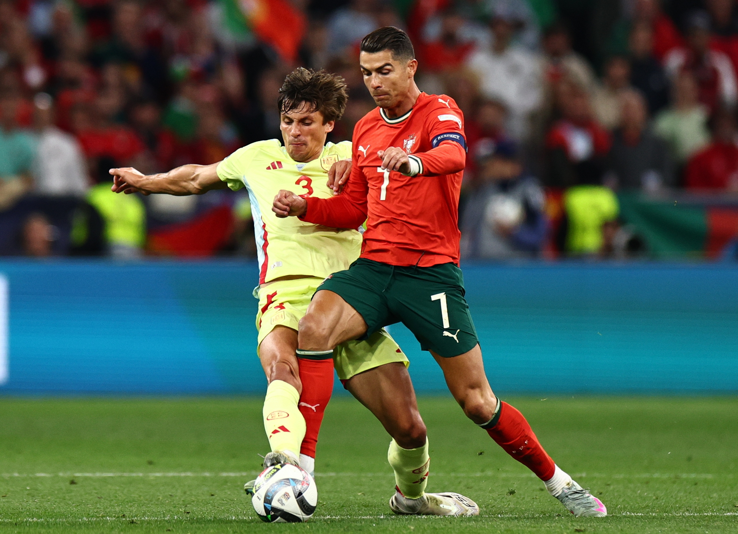 包含葡萄牙与塞尔维亚的对决,谁将获胜?的词条 包含葡萄牙与塞尔维亚的对决,谁将获胜?的词条