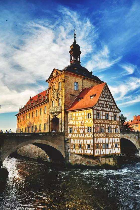 包含瑞典主场-战胜法罗群岛,福斯打入制胜球的词条 包含瑞典主场-战胜法罗群岛,福斯打入制胜球的词条