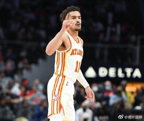 老鹰主将打出高效进攻，领队调整提高队伍士气的简单介绍