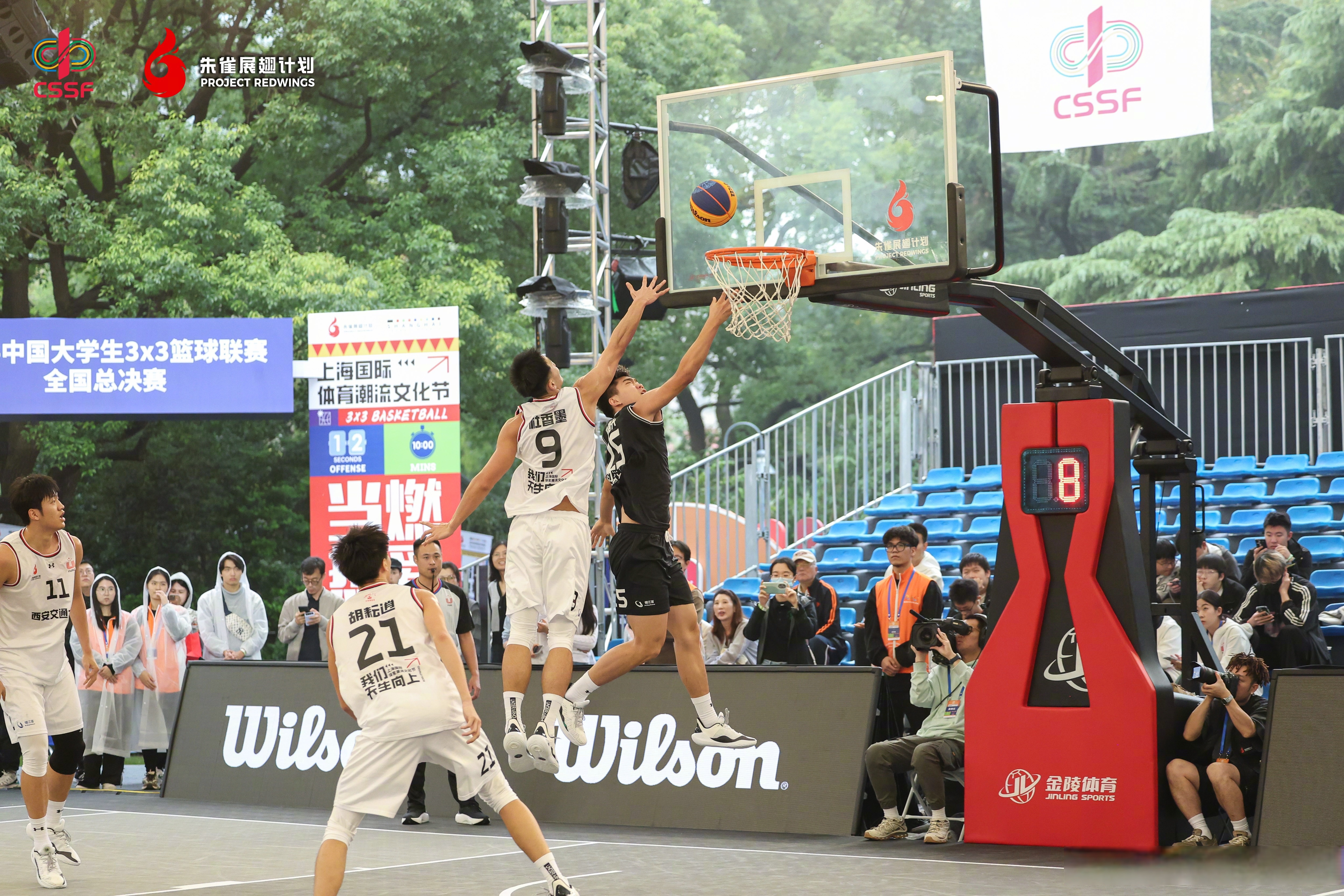 球队雄心勃勃地进军重要国际赛事的简单介绍