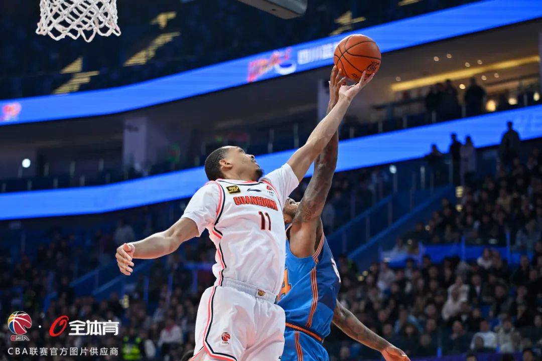 包含广东华南虎主帅谈战术调整,全队备战状态火热的词条 包含广东华南虎主帅谈战术调整,全队备战状态火热的词条