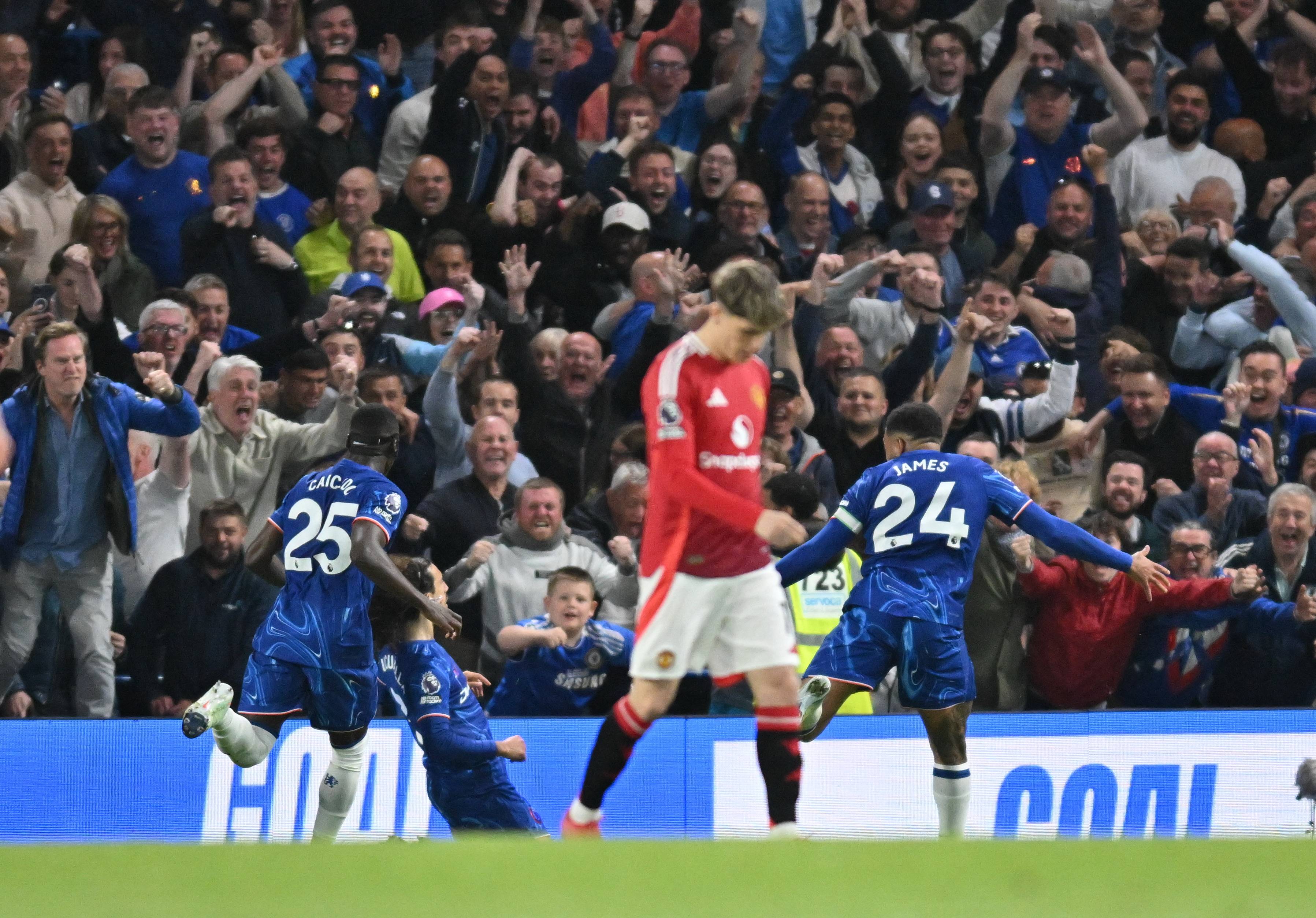 曼联客场大胜切尔西，重返联赛前四