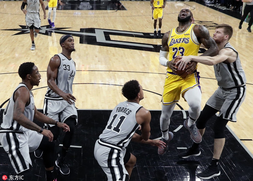 关于马刺获胜湖人,德罗赞发威的信息 关于马刺获胜湖人,德罗赞发威的信息