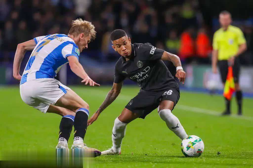 关于哈德斯菲尔德主场击败布里斯托尔城,挺进领先的信息 关于哈德斯菲尔德主场击败布里斯托尔城,挺进领先的信息