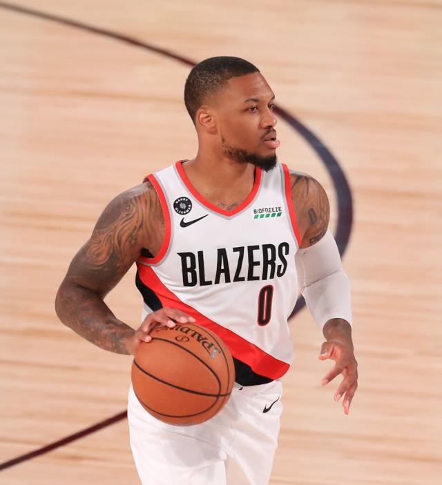 包含开拓者逆转热火，季后赛席位稳固的词条