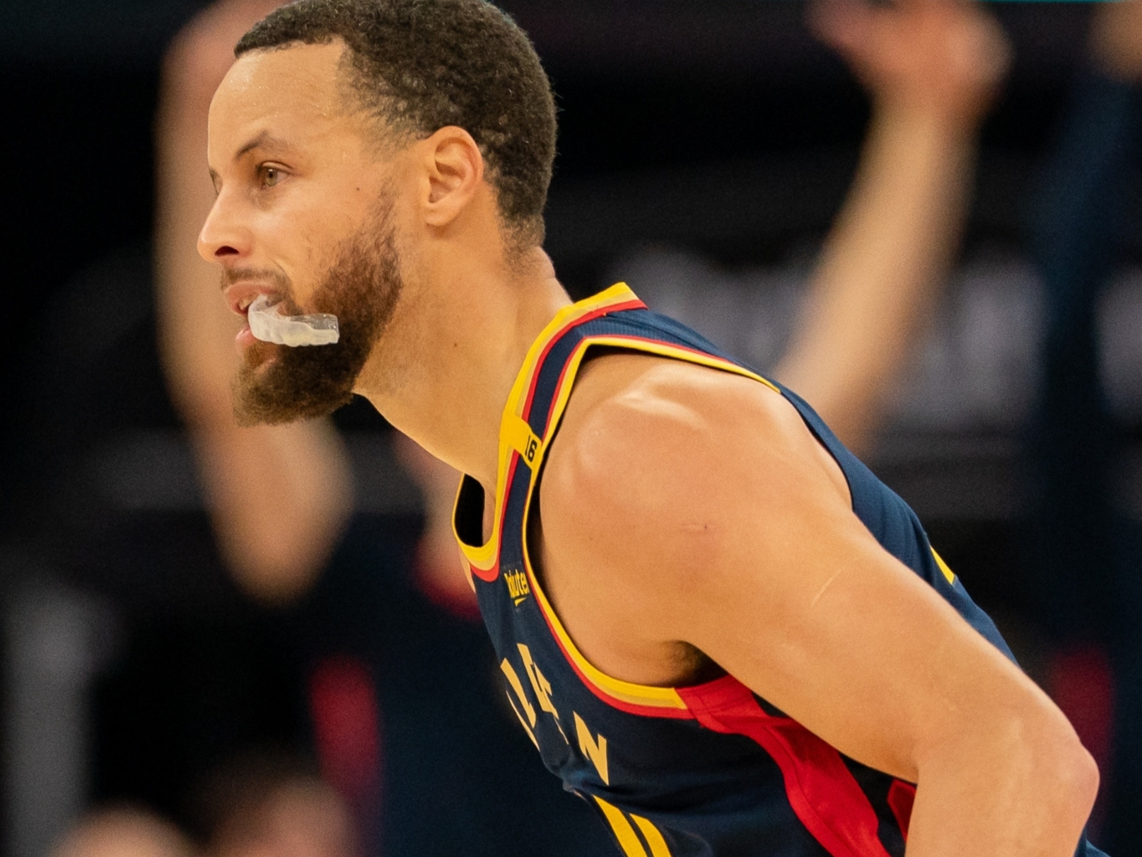 勇士轻取老鹰,斯蒂芬-库里当选总统的简单介绍 勇士轻取老鹰,斯蒂芬-库里当选总统的简单介绍