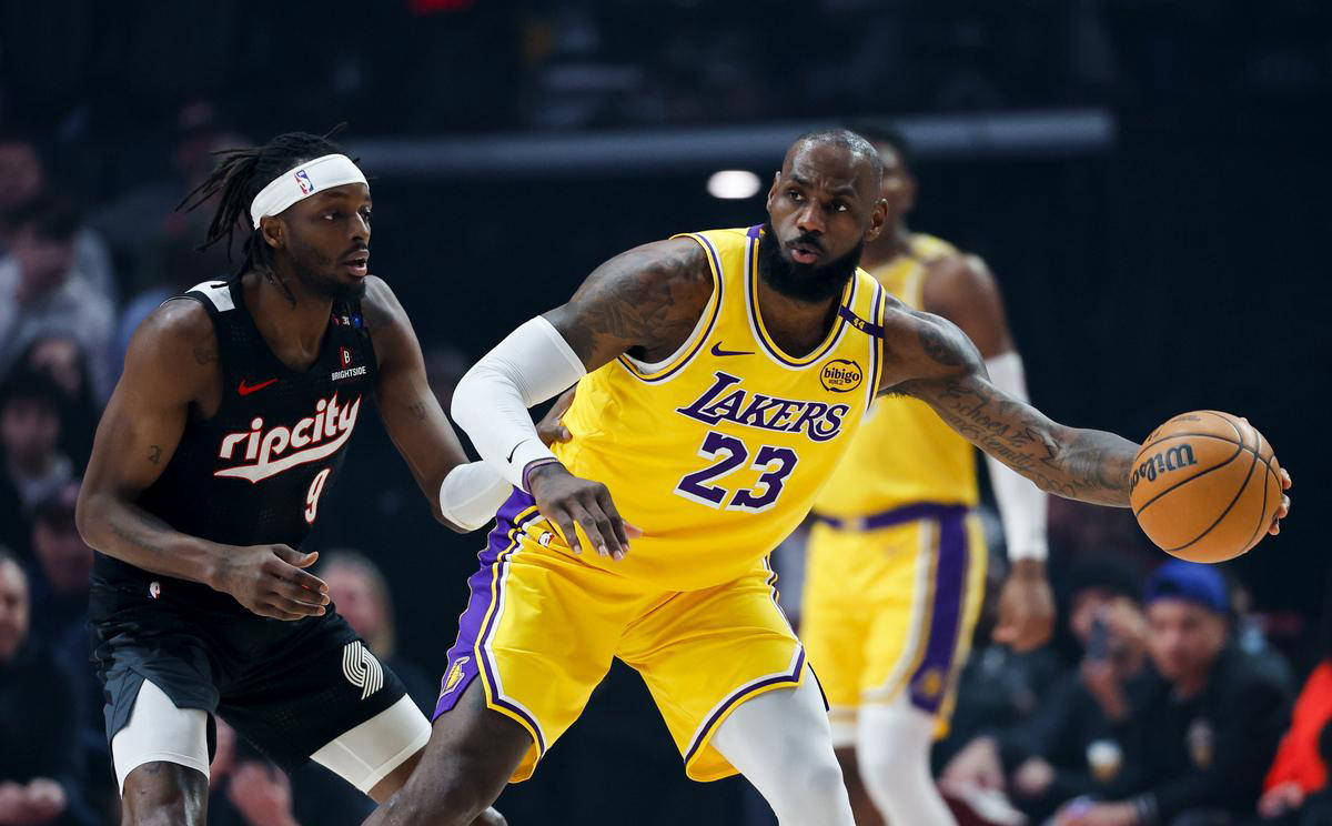 快船击败湖人，湖人遭遇连败