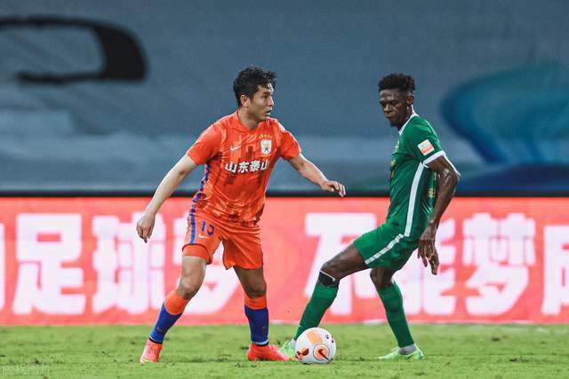 豪门困境,卫冕冠军险胜晋级 豪门困境,卫冕冠军险胜晋级